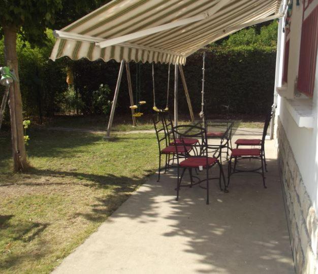 Studio En Rez-De-Jardin Dans La Verdure Daire Aix-en-Provence Dış mekan fotoğraf